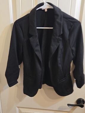 Candie's Black Open-Front Tailored Blazer